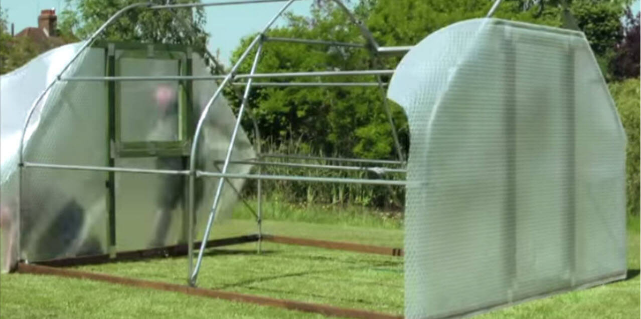 Greenhouse Plastic Install SolaWrap Bubble Film  760 597 9298 (1)